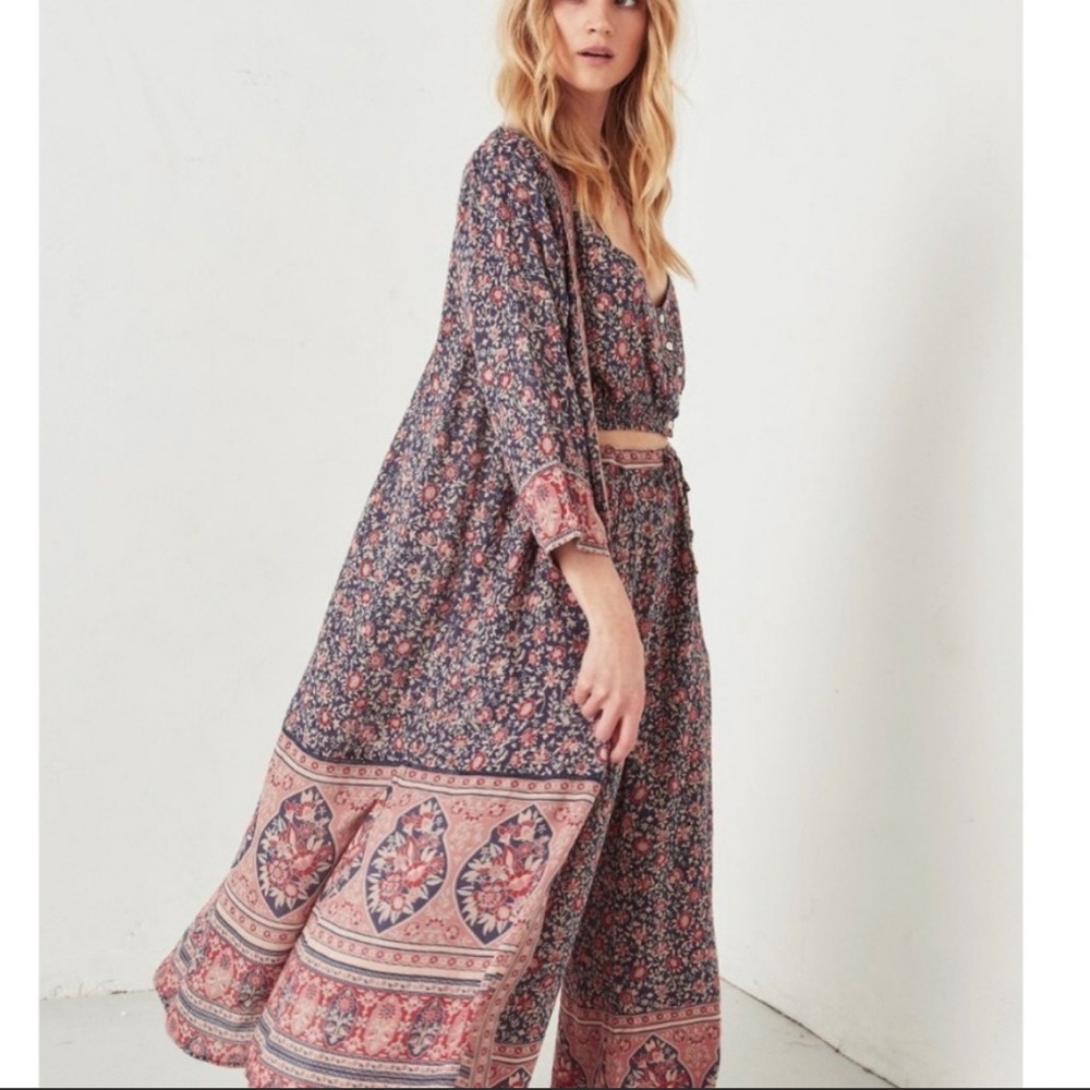 Spell & The Gypsy Collective Jasmine Duster Kimono Boho Floral Maxi Cardigan OS - Picture 2 of 11